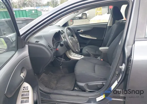 2010 Toyota Corolla S из США, поврежденный, VIN 2T1BU4EE5AC198834